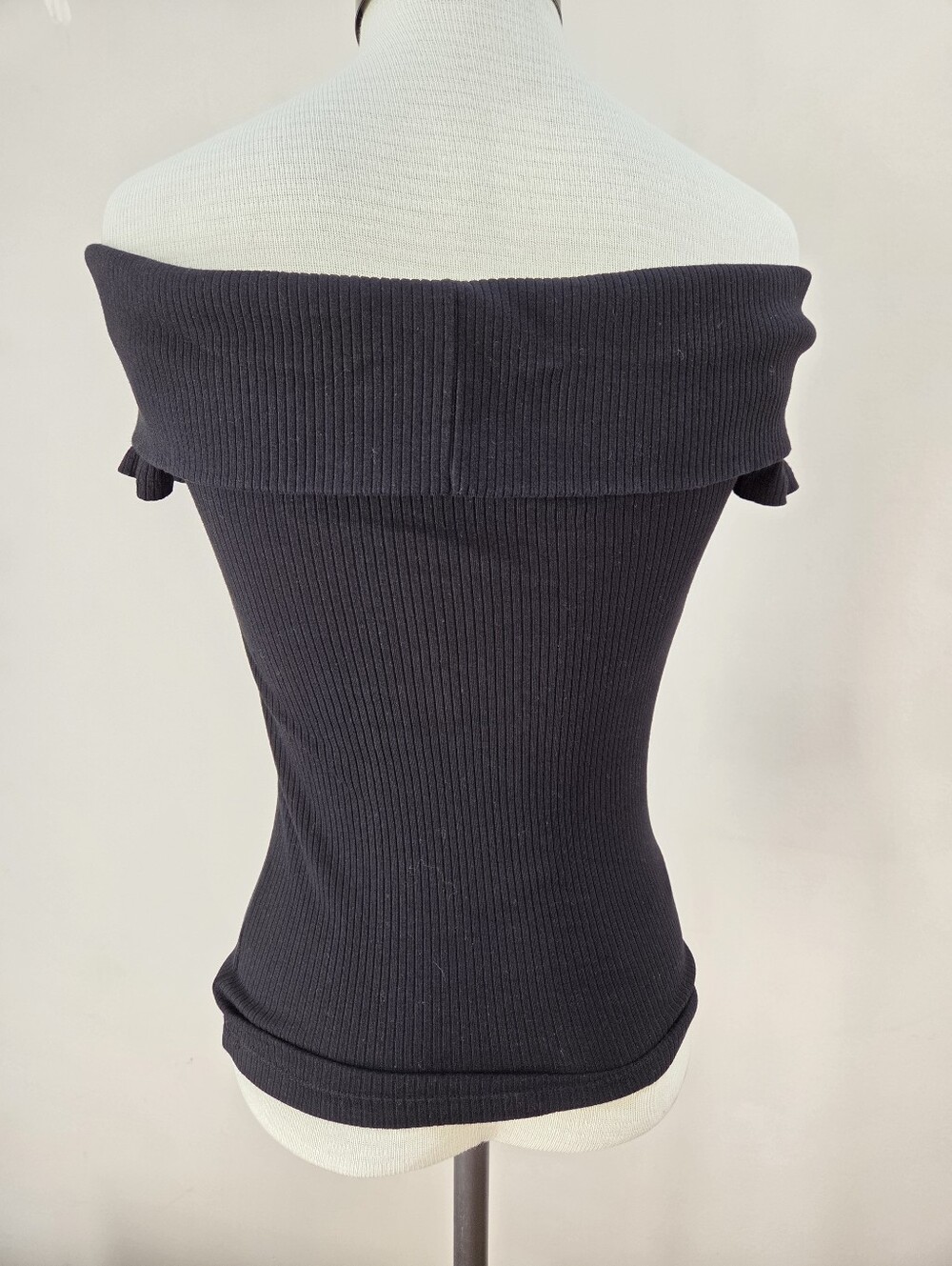 Loft Black Ribbed Knit Off-the-shoulder Short Sleeve Top, Size Small - Picture 2 of 6
